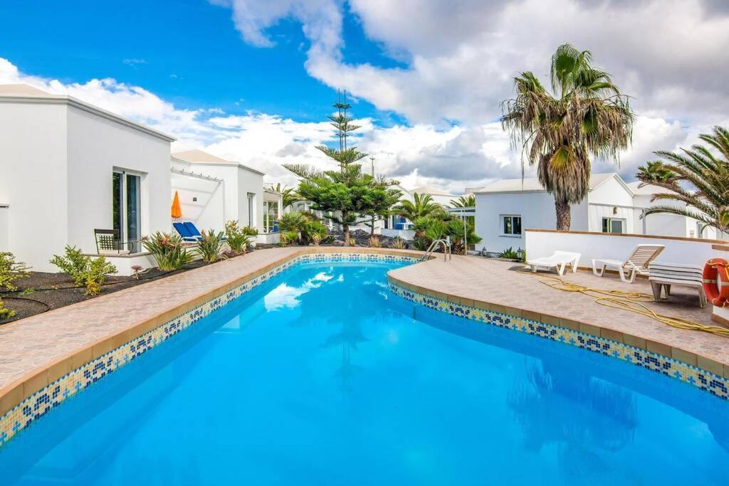 Luxurious Bungalow A2 In A Quiet Complex With Pool 100M From The Sea ชาร์โก เดล ปาโล ภายนอก รูปภาพ